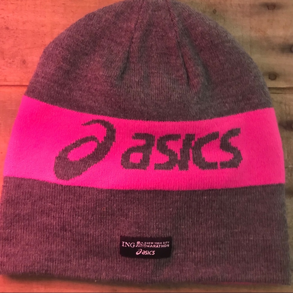 NYC marathon ASICS Reversible Beanie